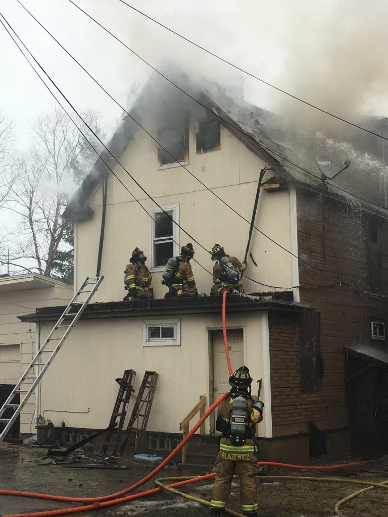 Fire damages Virginia home